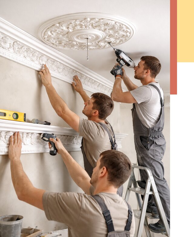 Монтаж лепнины на потолок в Глазове от 3265 руб. быстро и недорого | ОТДЕЛОЧНИК-Глз